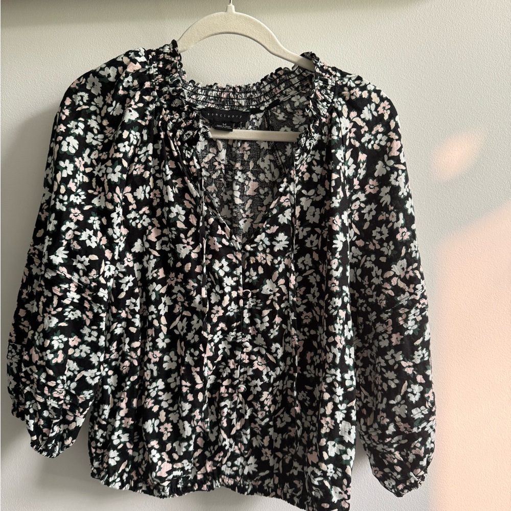 Sanctuary Black and White Ruffled 3/4 Sleeve Blouse